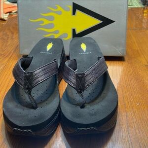 Black Bahama Platform Wedge Flip Flop (Women) Size: 10